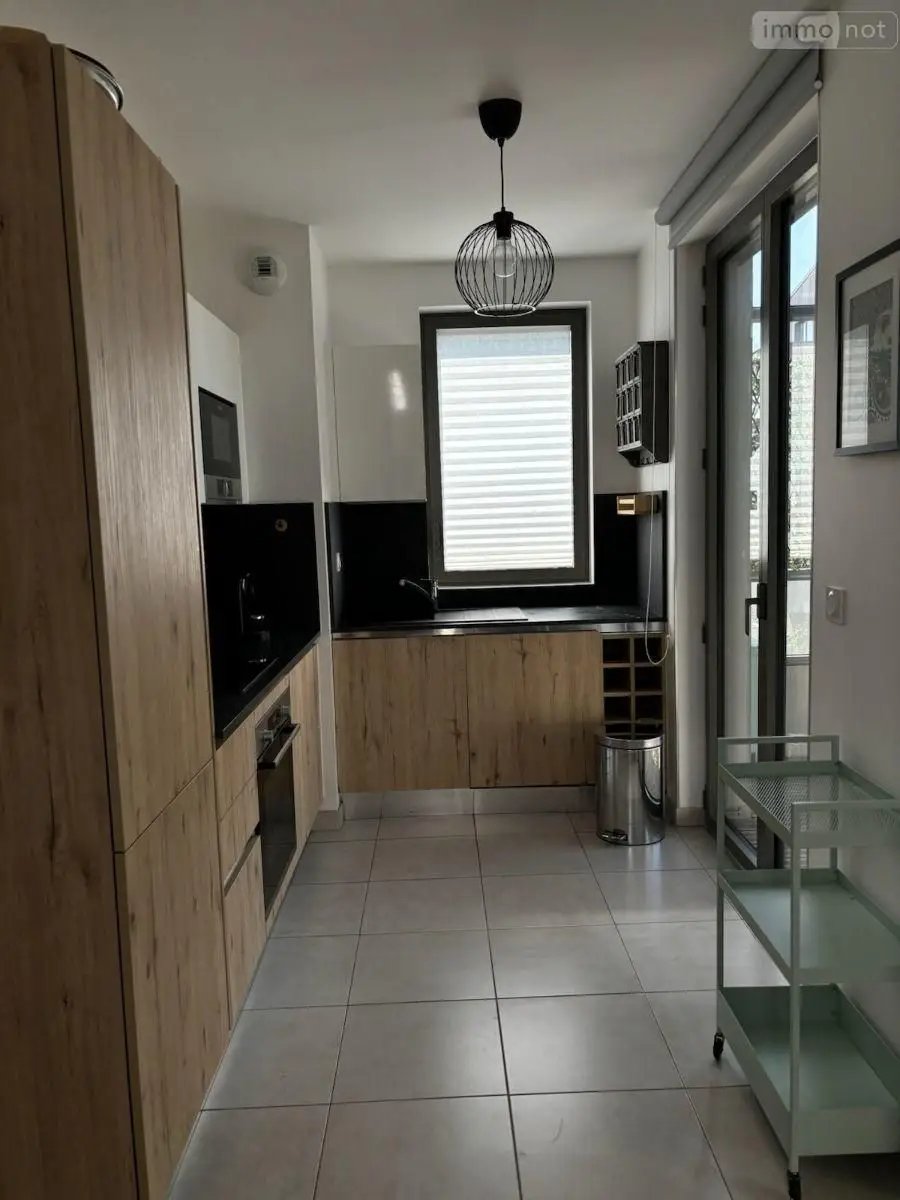 Appartement à louer, 61m², Bordeaux