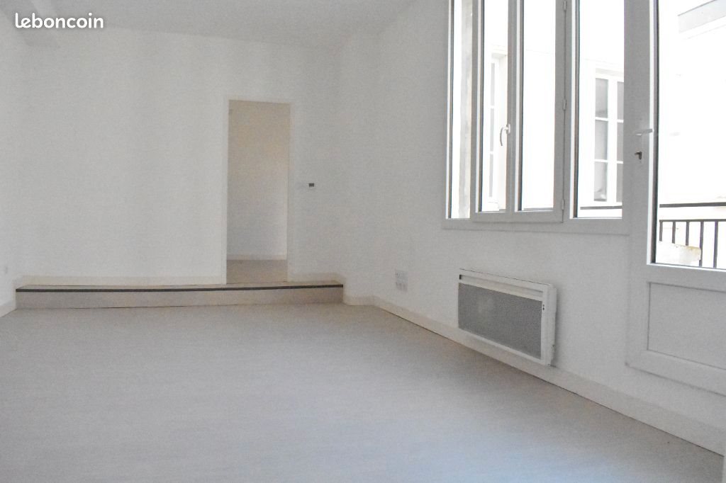 Appartement à louer, 44m², Rochefort