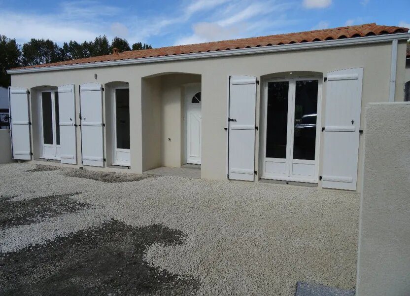 Maison à louer, 87m², Salles-sur-Mer