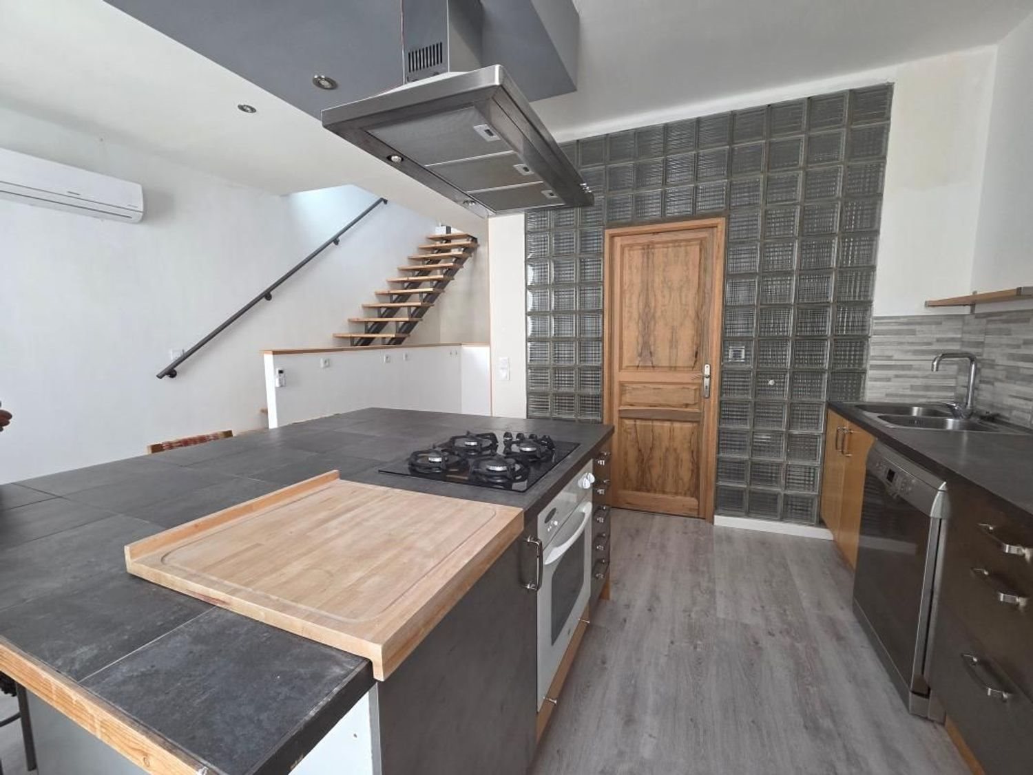 Appartement à vendre, 111m², Laragne-Montéglin