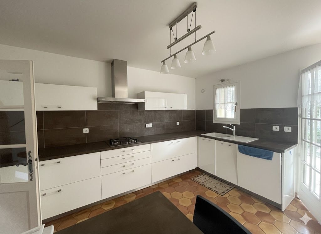 Maison à vendre, 141m², Rodilhan