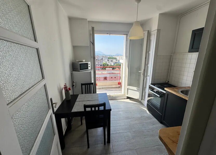 Appartement à louer, 27m², Grenoble
