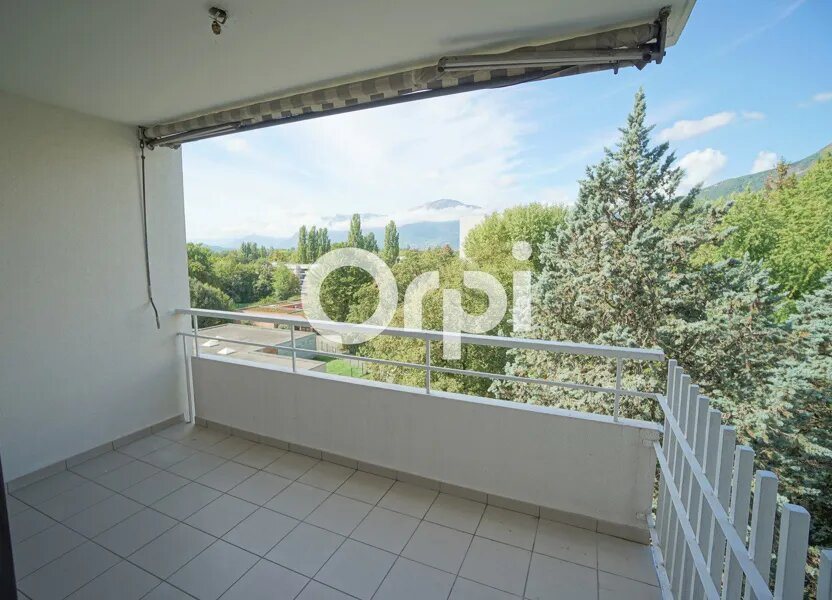 Appartement à louer, 77m², Meylan