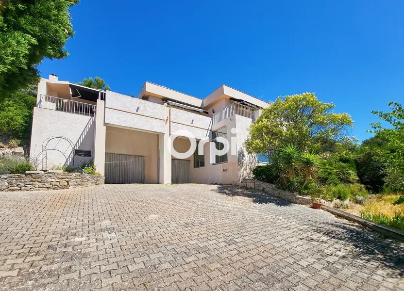 Maison à vendre, 228m², Carnoux-en-Provence