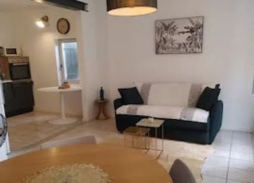 Appartement à louer, 48m², Arles