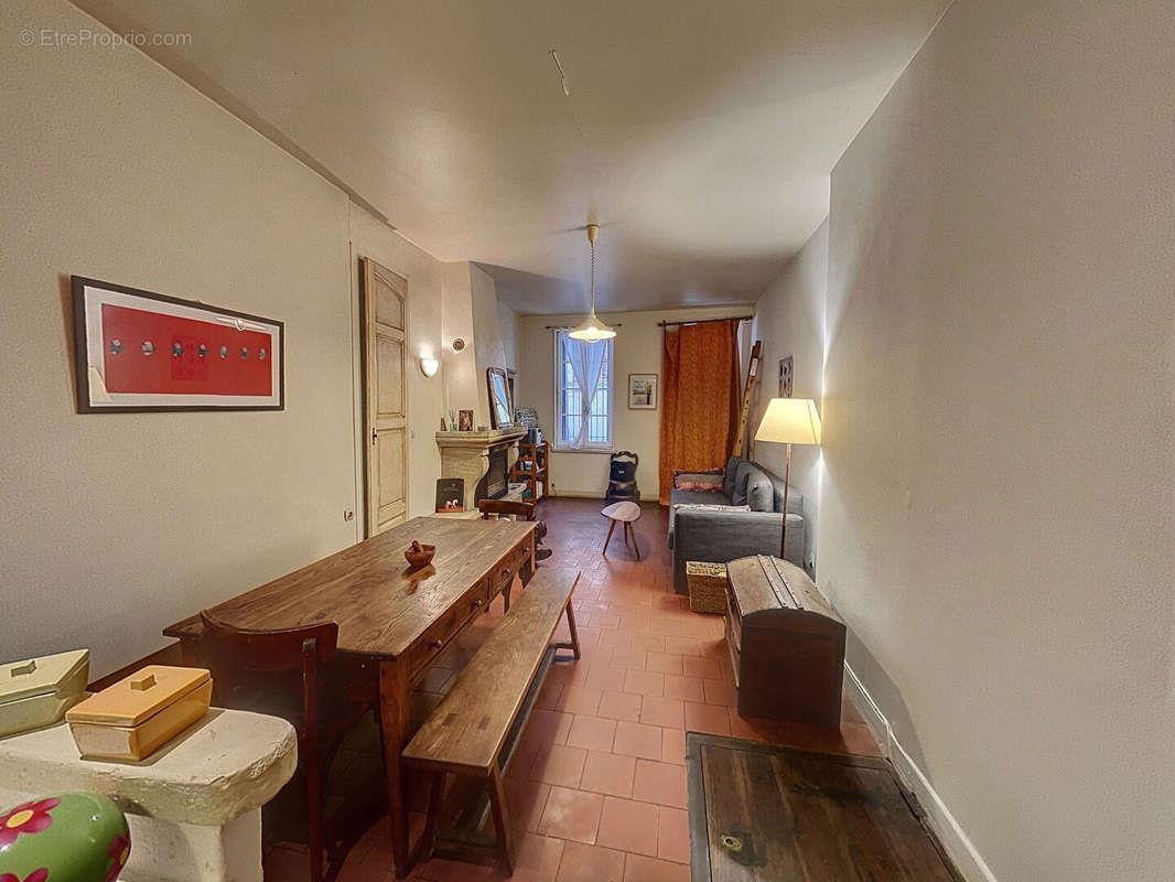 Appartement à vendre, 56m², Arles