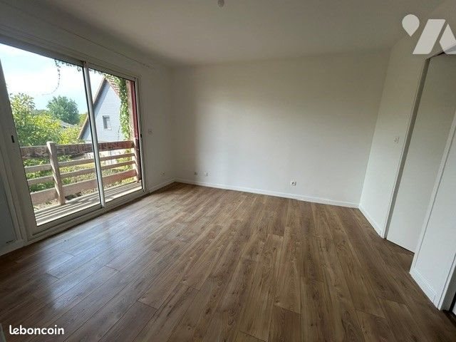 Maison à louer, 119m², Isneauville