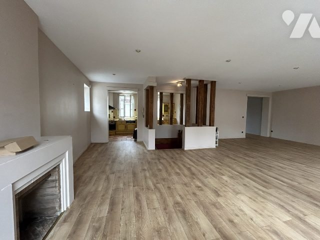 Appartement à vendre, 312m², Saint-Quentin