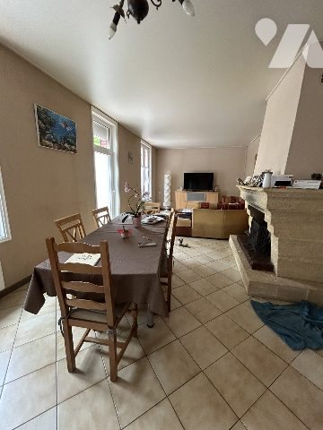Maison à vendre, 116m², Lesdins