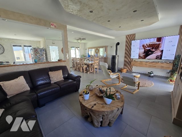 Maison à vendre, 171m², Saint-Quentin