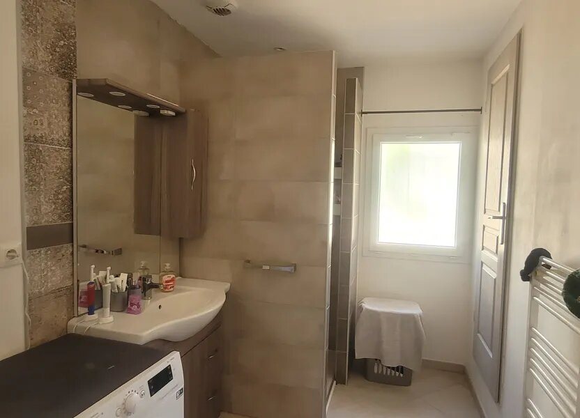 Maison à louer, 90m², Corbières-en-Provence