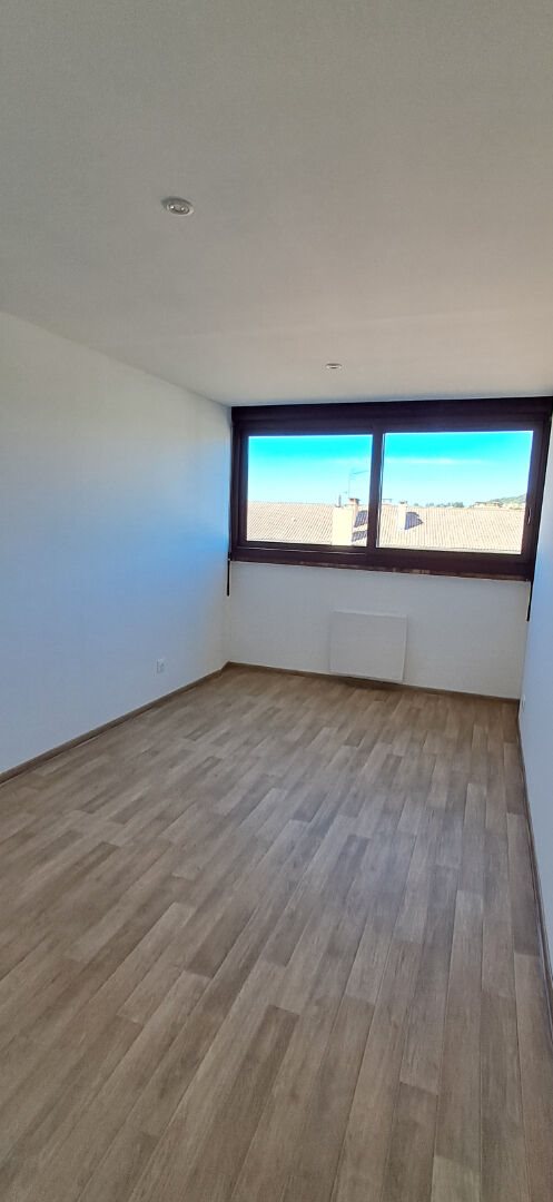 Appartement à louer, 66m², Manosque