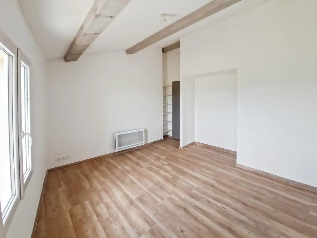 Appartement à louer, 60m², La Verdière