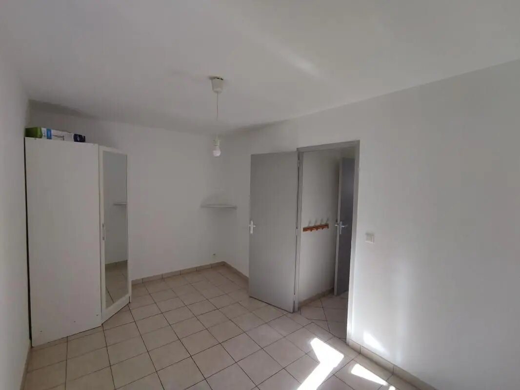 Maison à louer, 65m², Corbières-en-Provence