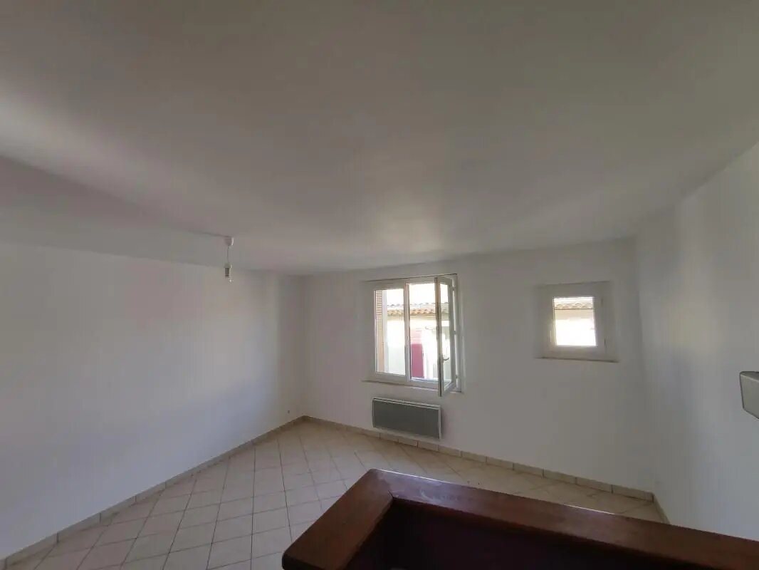 Maison à louer, 65m², Corbières-en-Provence