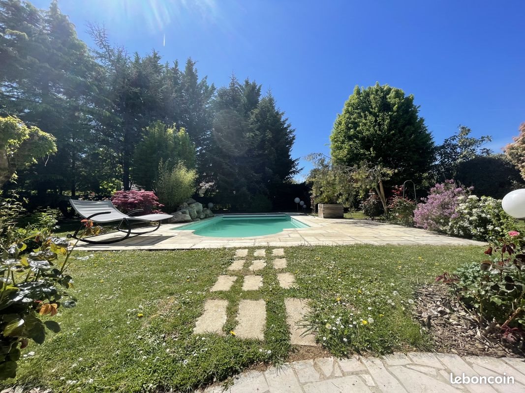 Maison à vendre, 300m², Pierrefonds