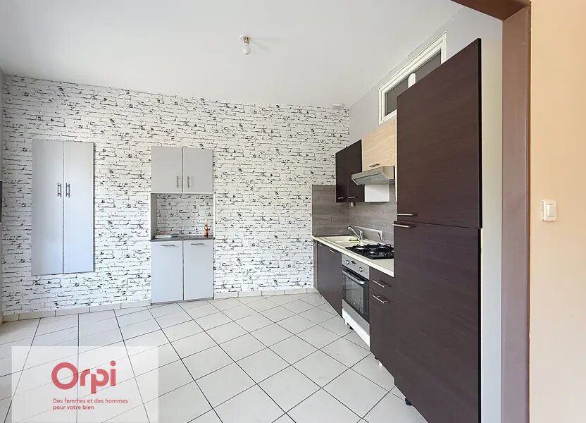 Maison à louer, 46m², Désertines
