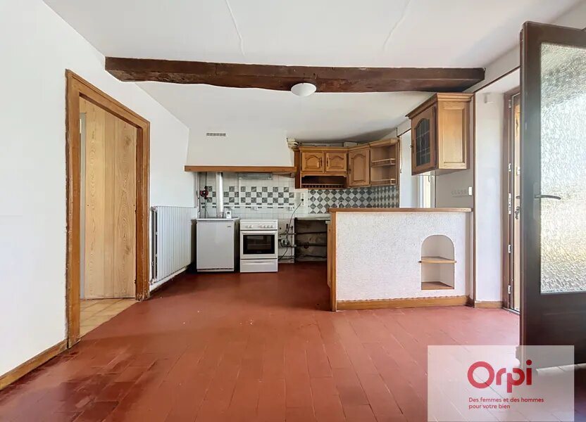 Maison à louer, 86m², Doyet