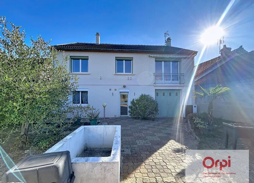 Maison à louer, 142m², Domérat