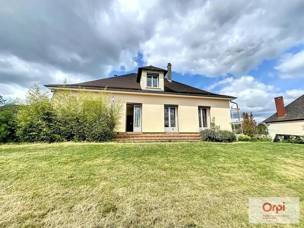 Maison à louer, 176m², Montmarault