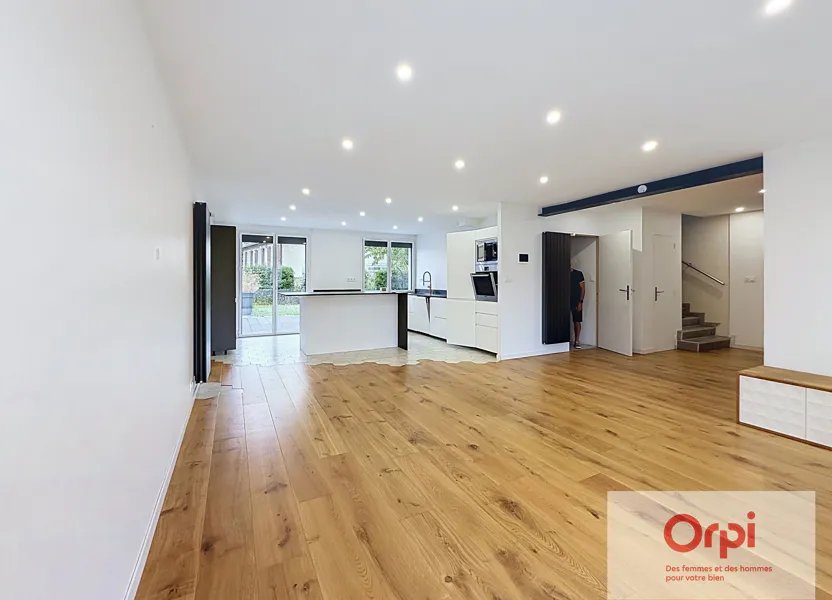Maison à louer, 172m², Cébazat