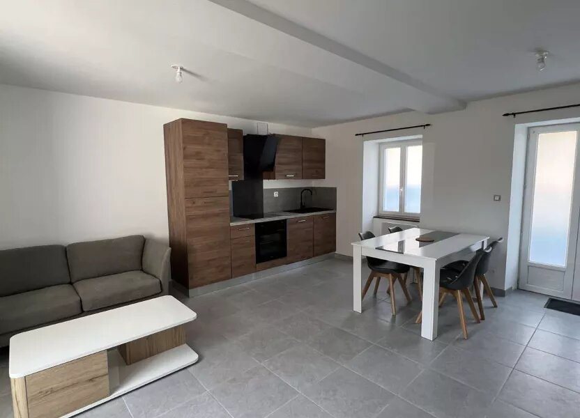 Maison à louer, 45m², Saint-Julien-de-l'Escap