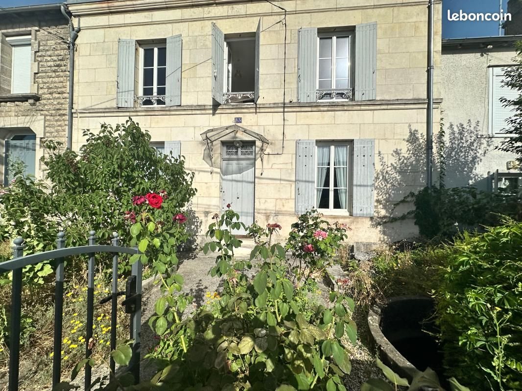 Maison à vendre, 108m², Saintes