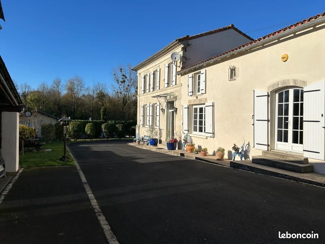 Maison à vendre, 280m², Pérignac