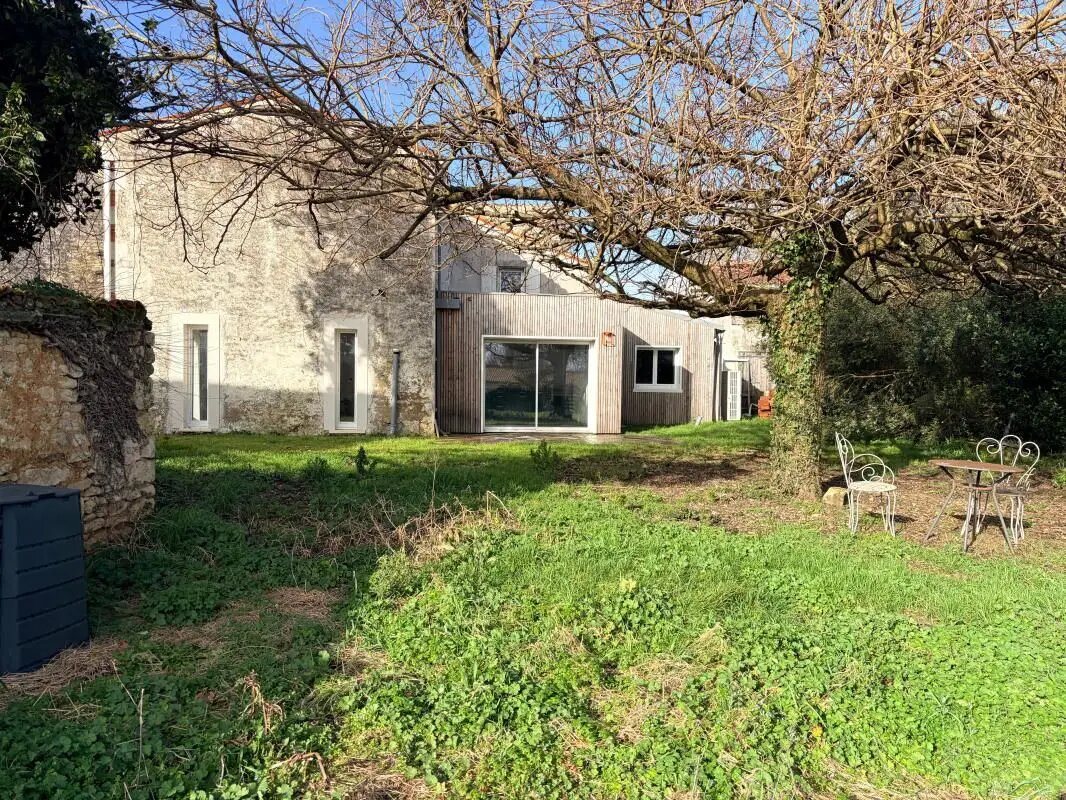 Maison à vendre, 115m², Trizay