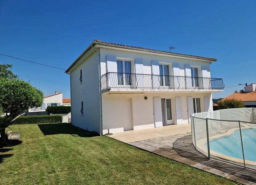 Maison à vendre, 130m², Saintes