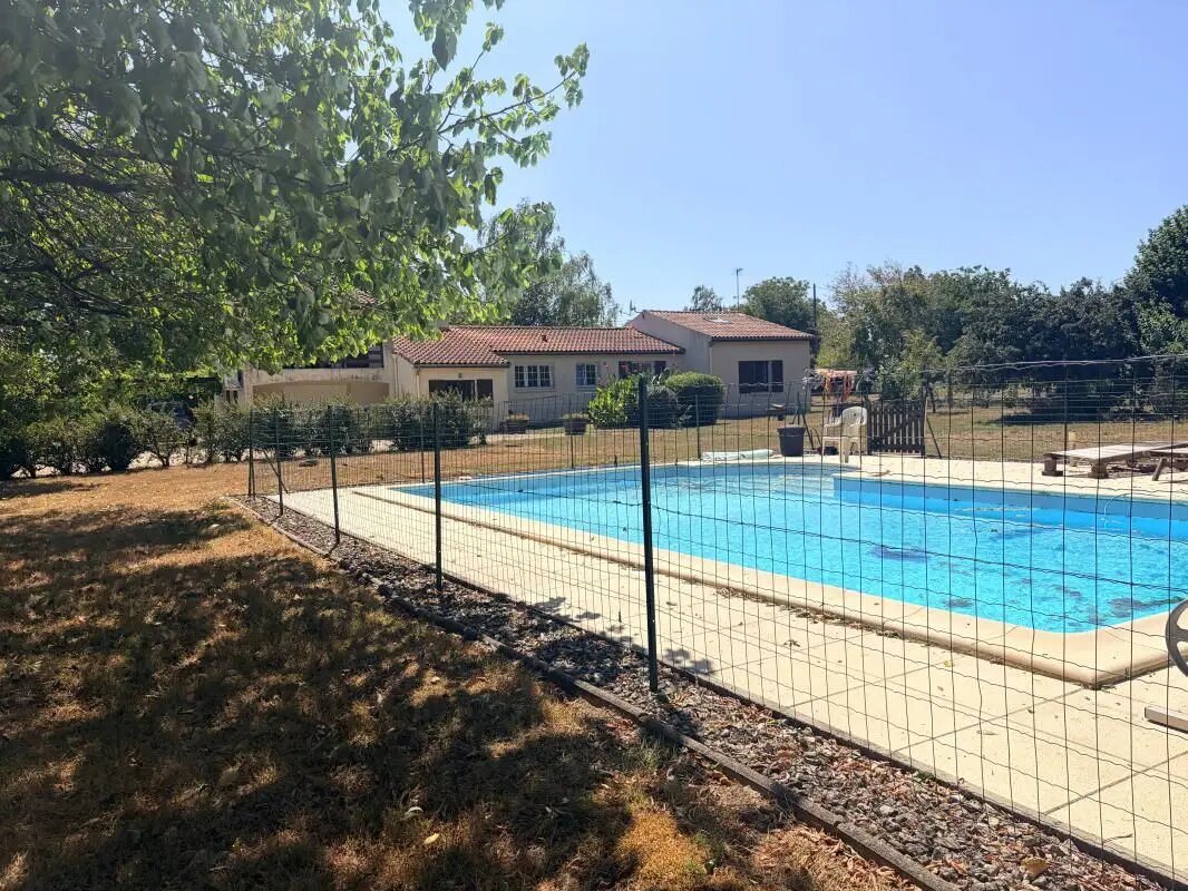 Maison à vendre, 198m², Varzay