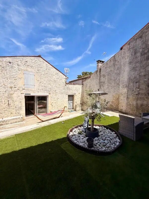 Maison à vendre, 159m², Beurlay
