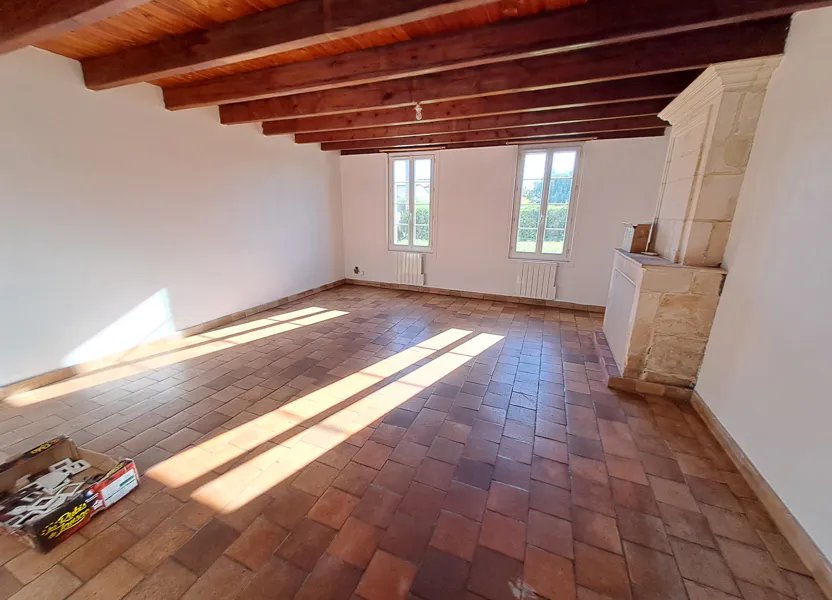 Maison à louer, 118m², Saint-Georges-des-Coteaux