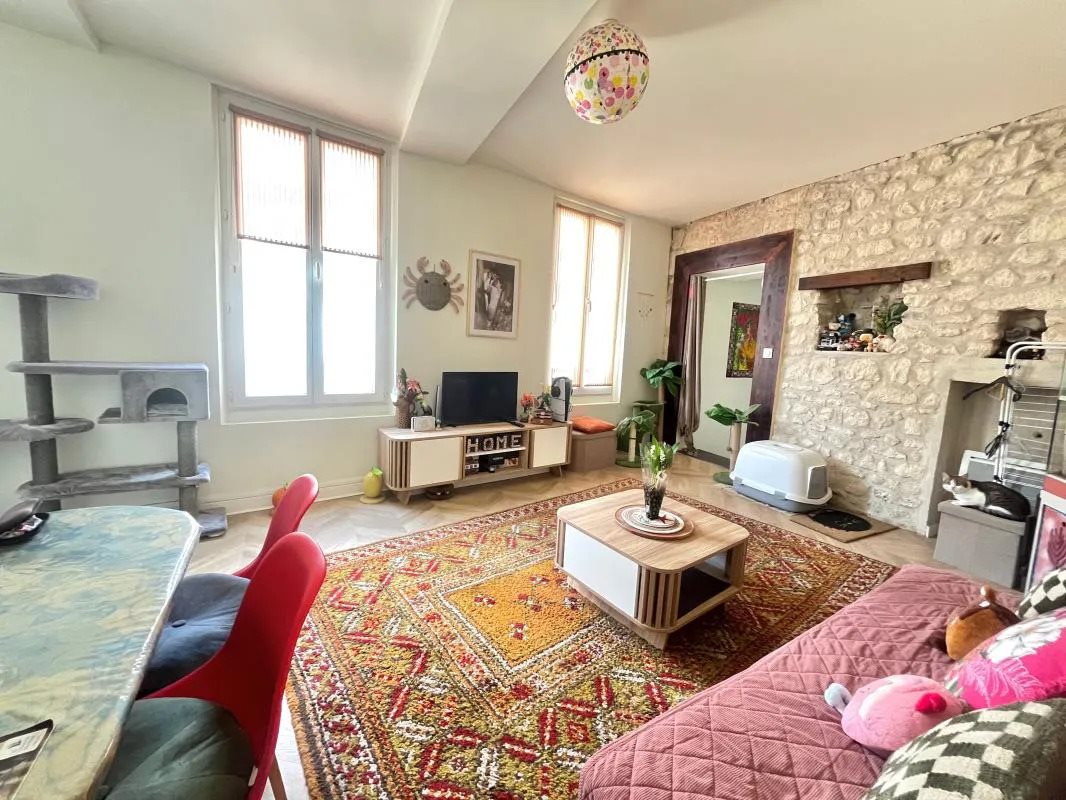 Appartement à vendre, 65m², Saintes