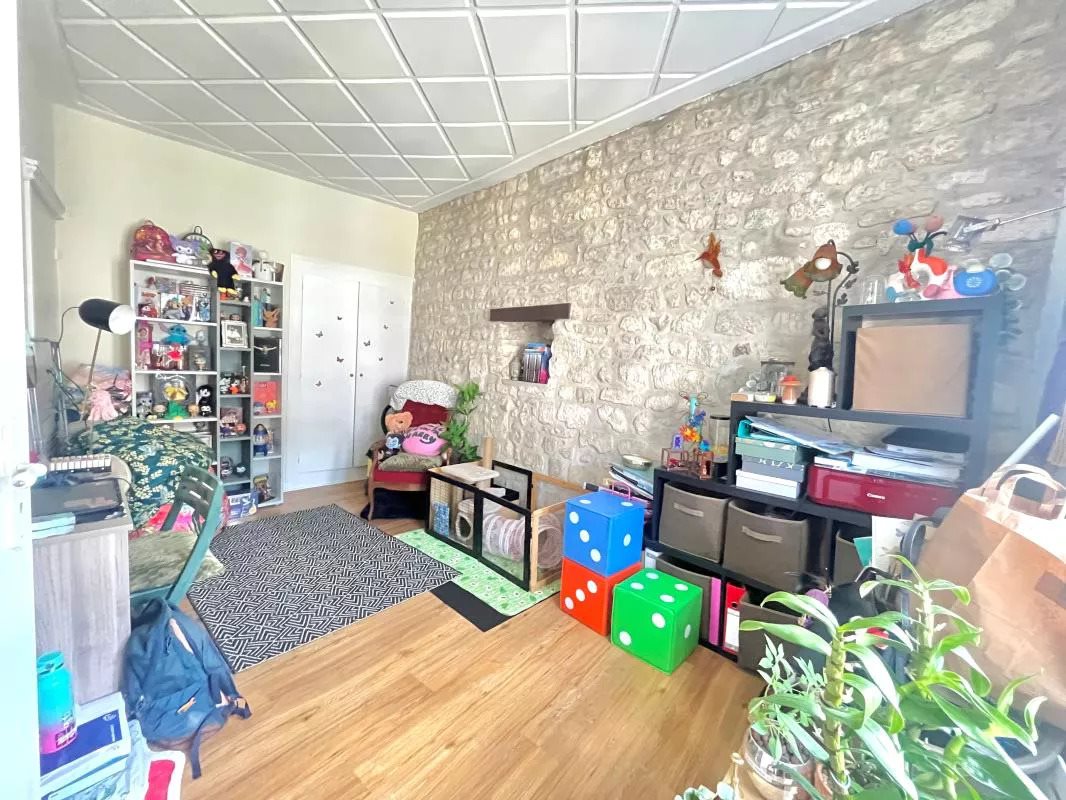 Appartement à vendre, 65m², Saintes