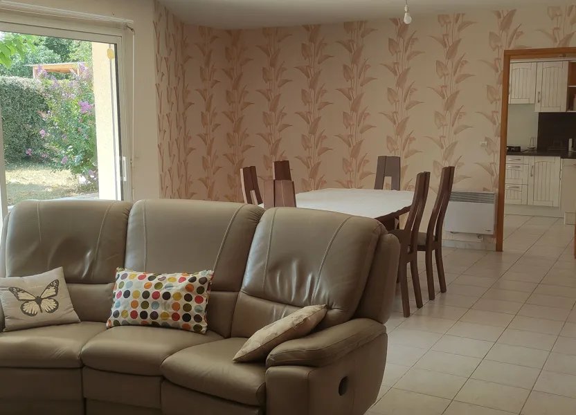 Maison à vendre, 104m², Saint-Georges-des-Coteaux