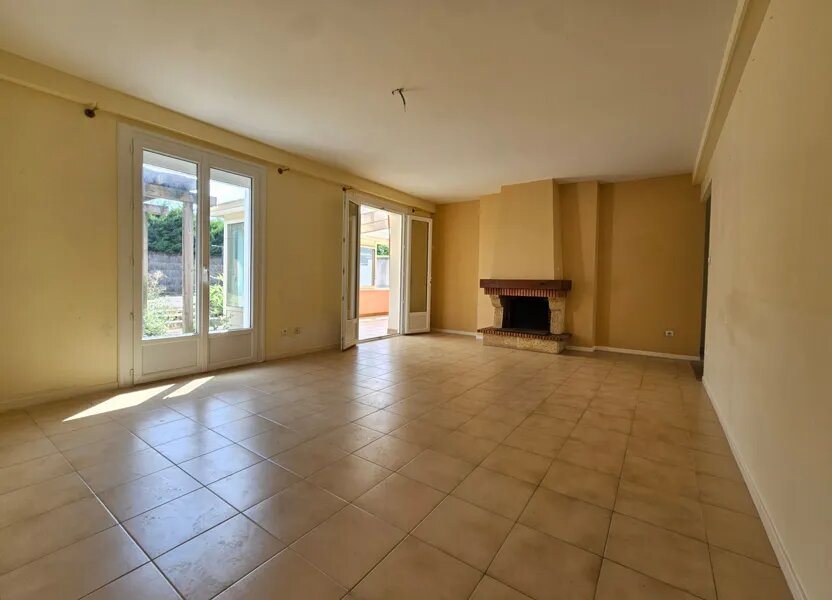 Maison à louer, 80m², Saintes