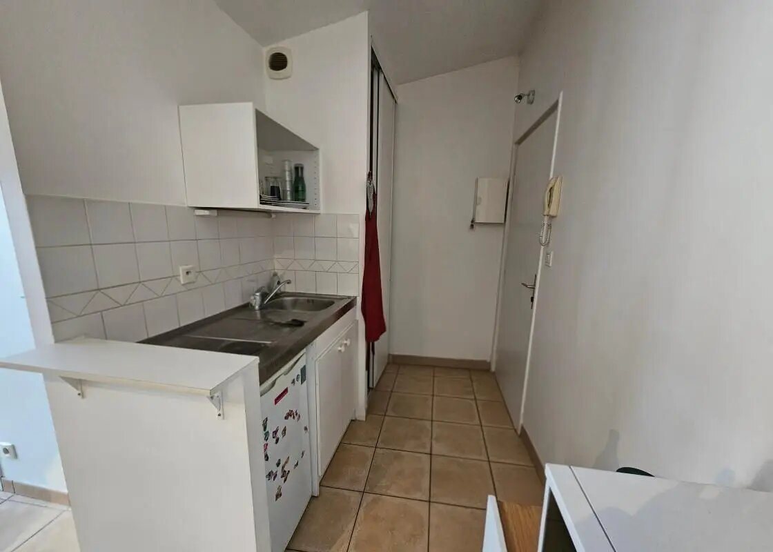 Appartement à louer, 23m², Pont-l'Abbé-d'Arnoult