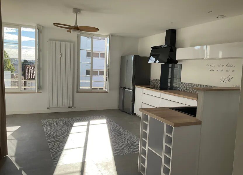 Appartement à vendre, 164m², Saintes