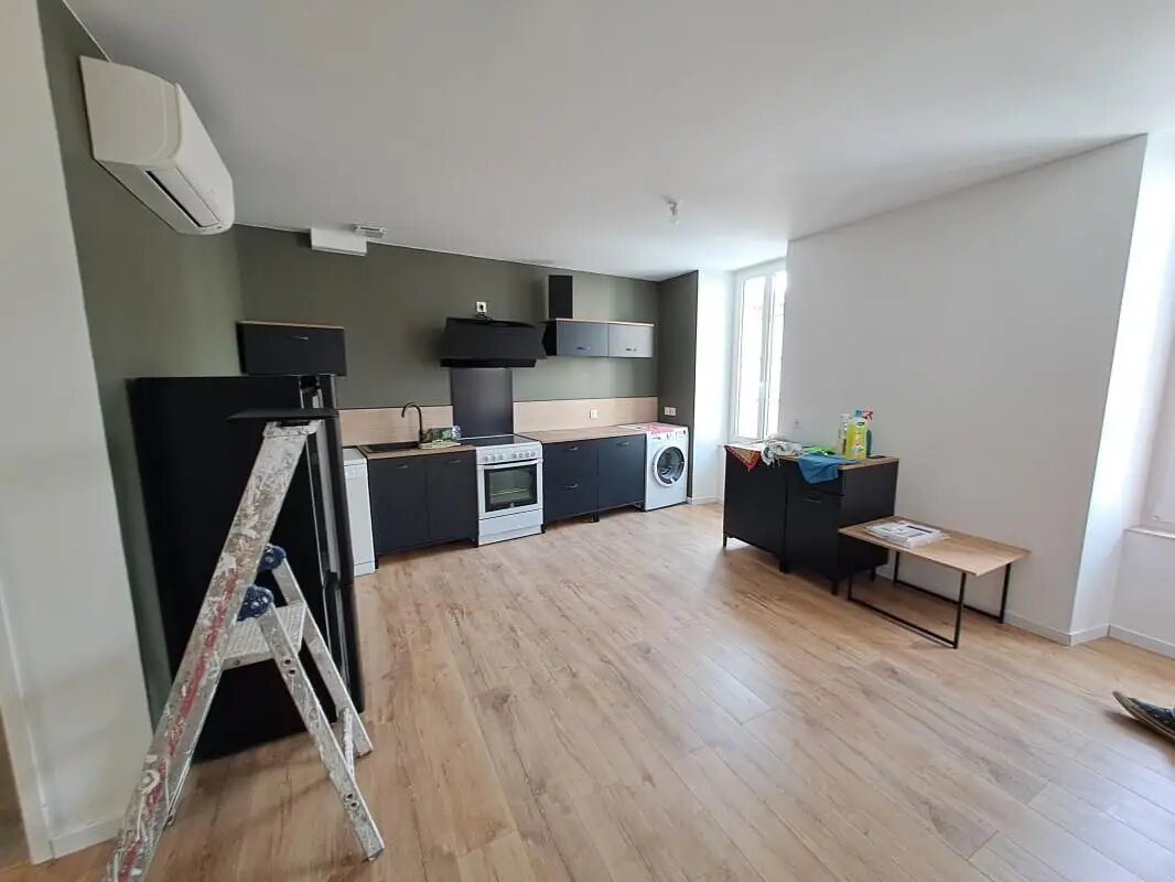 Appartement à louer, 45m², Saint-Jean-d'Angély