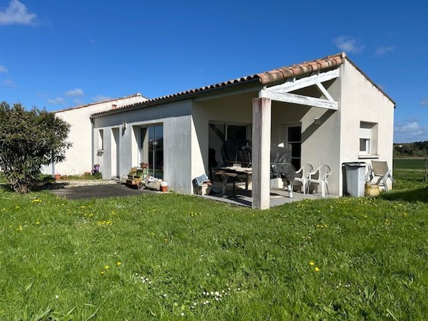 Maison à vendre, 114m², Pont-l'Abbé-d'Arnoult