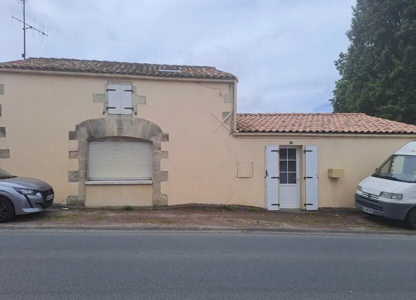 Maison à louer, 76m², Beurlay