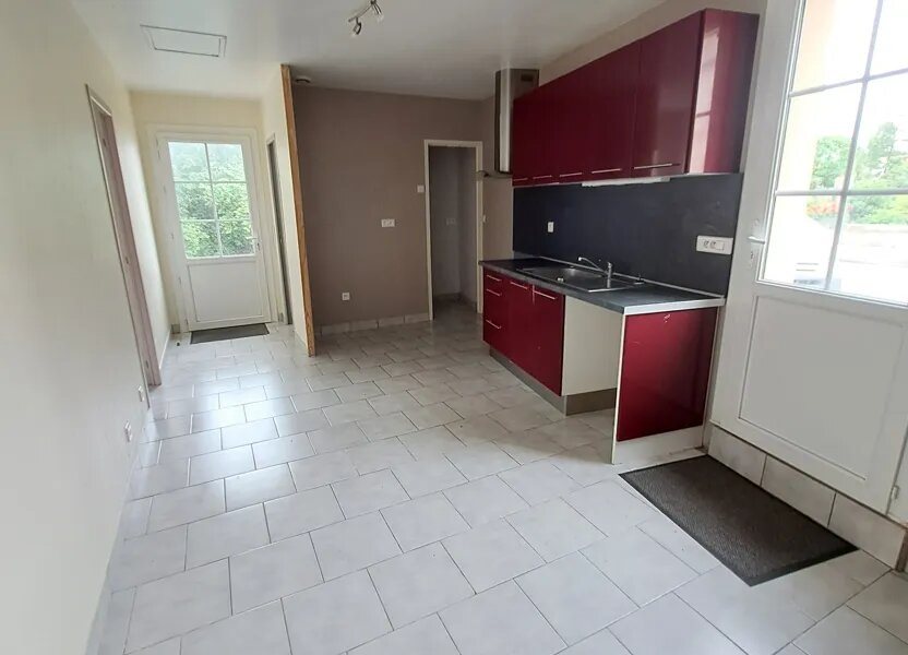 Maison à louer, 76m², Beurlay