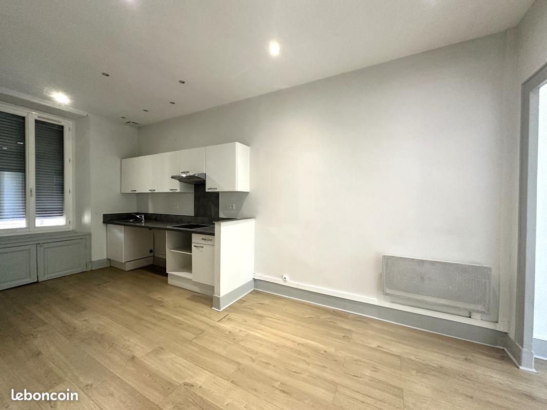 Appartement à louer, 90m², Grenoble