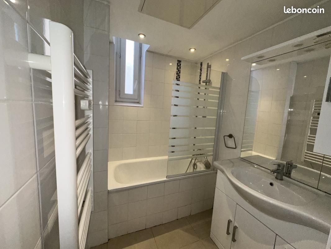 Appartement à louer, 90m², Grenoble