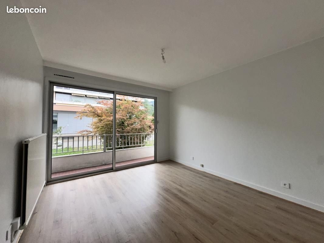 Appartement à louer, 93m², Meylan