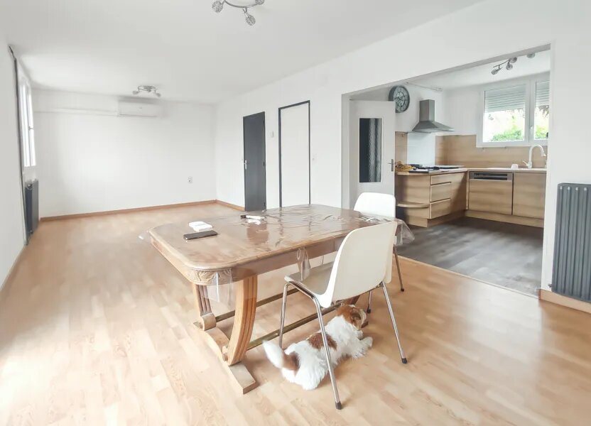 Maison à vendre, 4m², Saint-Léon-sur-l'Isle