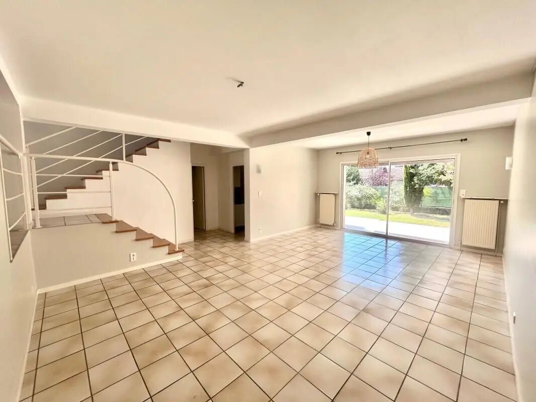 Maison à louer, 173m², Périgueux