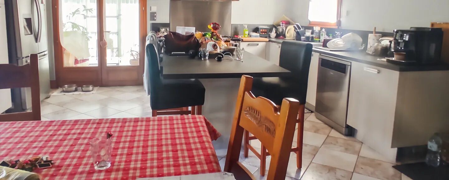 Maison à vendre, 161m², Saint-Léon-sur-l'Isle