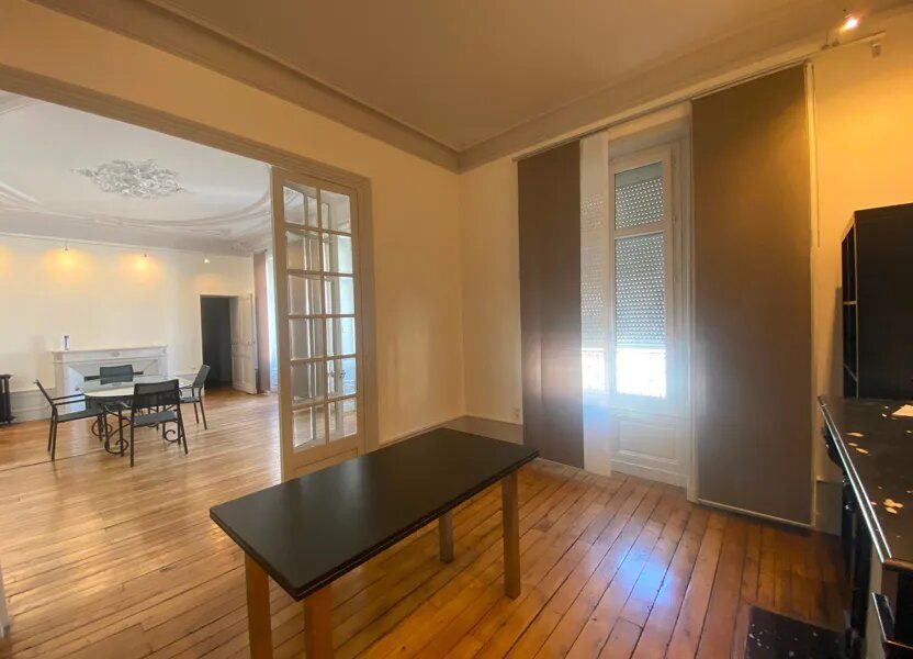 Appartement à louer, 147m², Périgueux